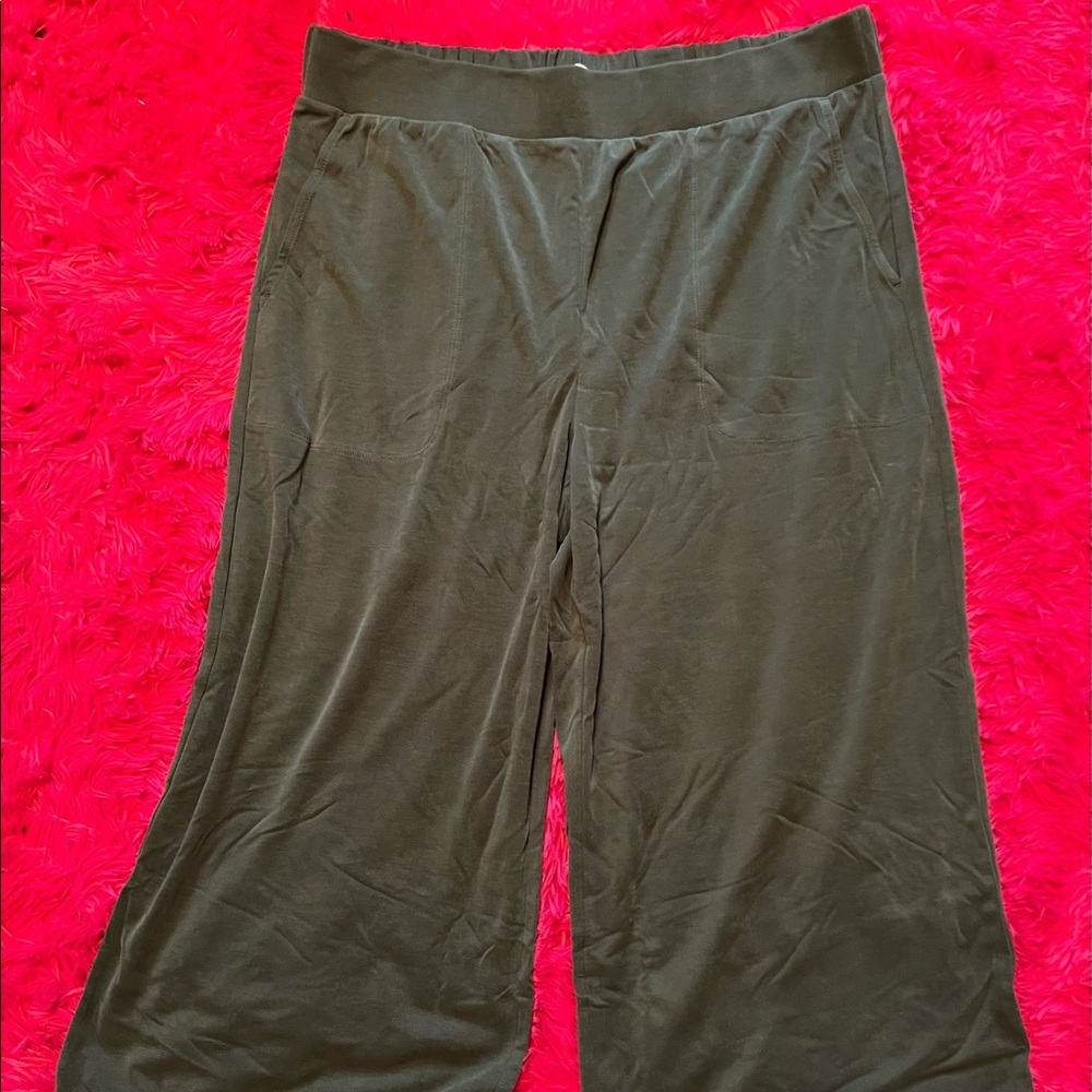 Olive green wide leg pants